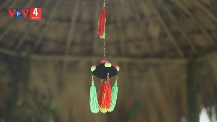 “Quả còn” mang ước vọng năm mới của người Tày