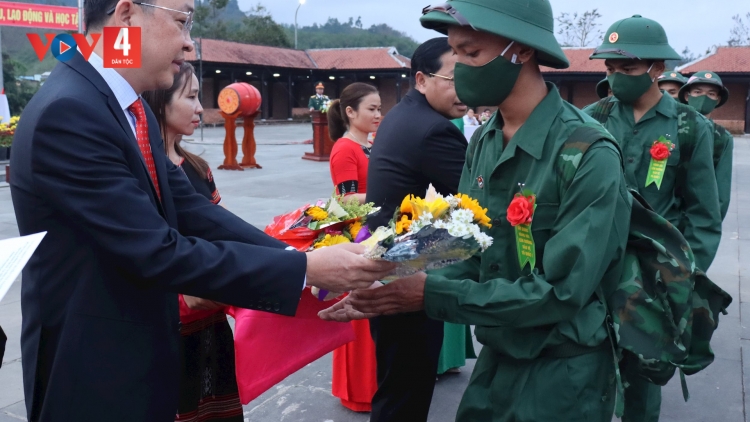 ĐHA ĐHÂM TÂY GIANG RA VĂNG LƯỚT BỘ ĐỘI