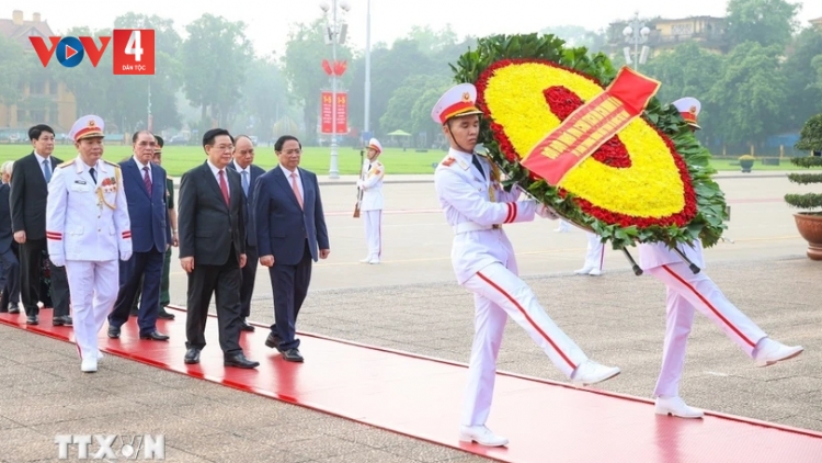 BH’CỘ ĐẢNG, NHÀ NƯỚC MÓOT BẮT HƯƠNG CHỦ TỊCH HỒ CHÍ MINH