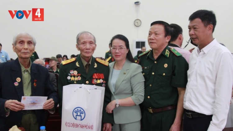 HÀ NỘI: CHER K’NẶ 1.7000 HUN PR’HÊL CHER HA PÊÊ CỰU CHIẾN BINH TING PÂH CHIẾN DỊCH ĐIỆN BIÊN PHỦ