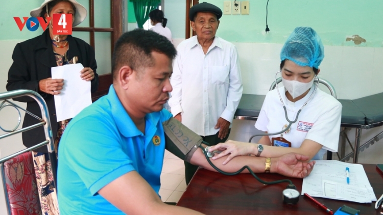 CHA MÊỆT LÊY CR’AY DOỌ PAY ZÊN ĐOỌNG HA 300 CHA NẮC CRÊÊ CHẤT ĐỘC DA CAM ĐHỊ A LƯỚI