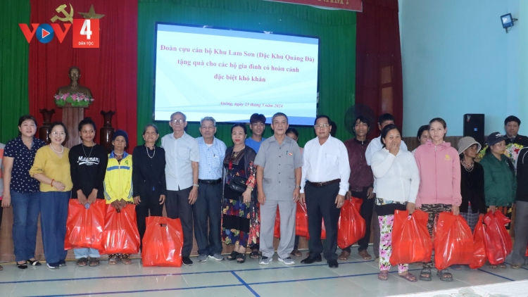 C’BHÚH PA BHRỢ APÊÊ CÁN BỘ ZR’LỤ LAM SƠN (ĐẶC KHU QUẢNG ĐÀ) AHAY LƯM LÊY CHIẾN TRƯỜNG AHAY ĐHỊ CHR’HOONG TÂY GIANG