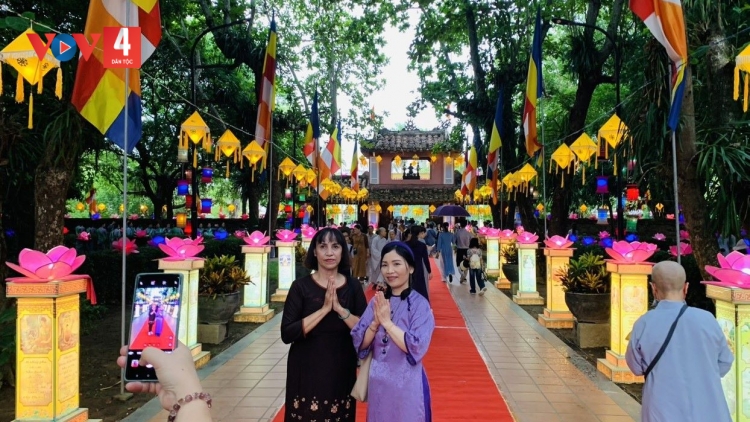 BH’RỢ ĐƠƠNG ÂNG PHẬT RƠƠM KIÊNG K’TIẾC K’RUUNG K’VAN K’RƠ ĐHANUÔR K’BHỐ NGĂN ĐHỊ HUẾ