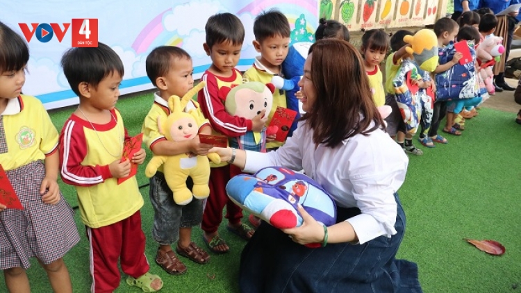 QUẢNG NGÃI: ĐƯƠNG ĐỚP XA NAY BH’RỢ PA LIÊM NHÂM MÂNG BH’RỢ ZOOI ĐOỌNG HA P’NIÊN K’TỨI COH ZR’LỤ DA DING K’COONG