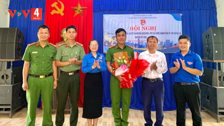 THỪA THIÊN HUẾ T’BHLẦNG PA LIÊM, PA XOỌNG PHÓ BÍ THƯ ĐOÀN CHR’VAL NẮC CÔNG AN KIÊM NHIỆM