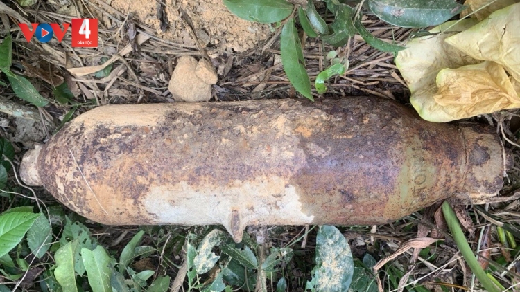 PA HƯ LƠI LIÊM CHOOM P’LÊÊ BOM HI LÊỆNG 50 KÝ TA BƠƠN LÊY ĐHỊ CHR’VAL TRÀ KÓT