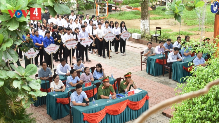 NAM ĐÔNG TING XAY BHRỢ “T’NGAY PAZÊNG ĐHANUÔR ZÂL CHA GROONG MA TUÝ”