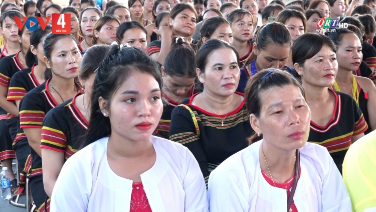 BẤC BH’RỢ HAANH DEH T’NGAY PR’LOỌNG ĐONG VIỆT NAM