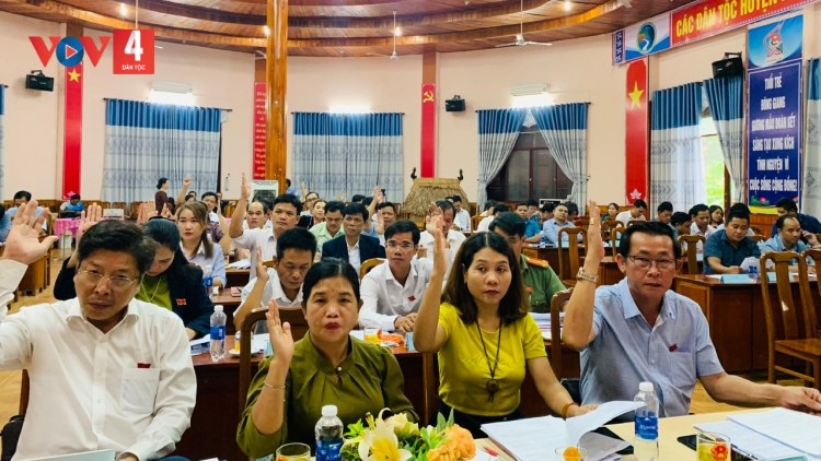 ĐÔNG GIANG (QUẢNG NAM): PA CHÔ ZÊN 6 C’XÊÊ BƠƠN 145% DỰ TOÁN TỈNH PA ĐỚP