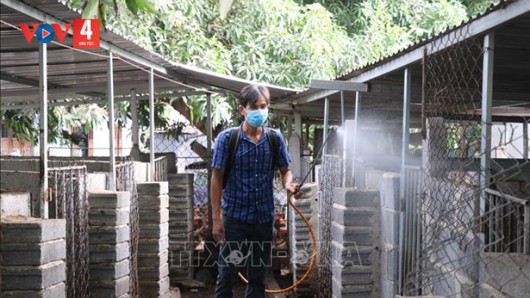 LÊY CHA MÊẾT NHÂM MÂNG, BHRỢ PA LIÊM ĐẤH LOON ZÂP ĐHỊ VÁIH PR’LÚH CR’AY PA ZÚAH A’ỌC CHÂU PHI