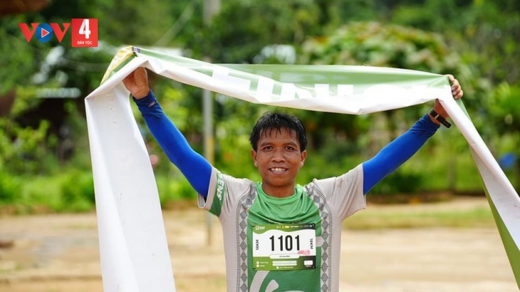 LÂH 150 VẬN ĐỘNG VIÊN TING PÂH BH’RỢ XÓ COH C’LÂNG CRÂNG K’COONG ĐHỊ TÂY GIANG