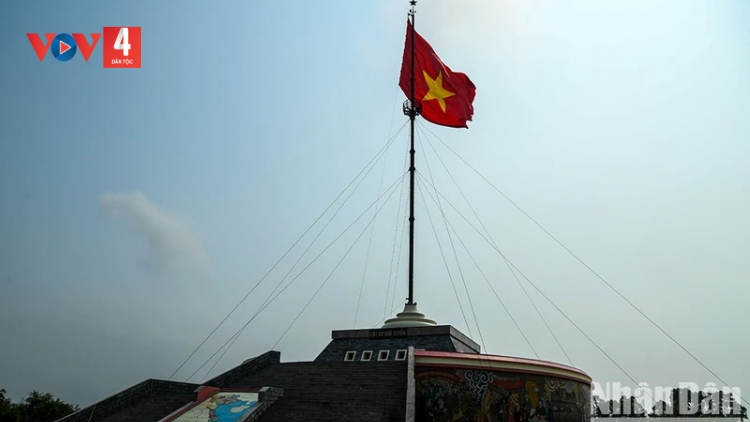 XA NAY NGHỆ THUẬT CHR’NĂP “VĨ TUYẾN 17 – KHÁT VỌNG HÒA BÌNH” NẮC TA BHRỢ HA DƯM 16/8