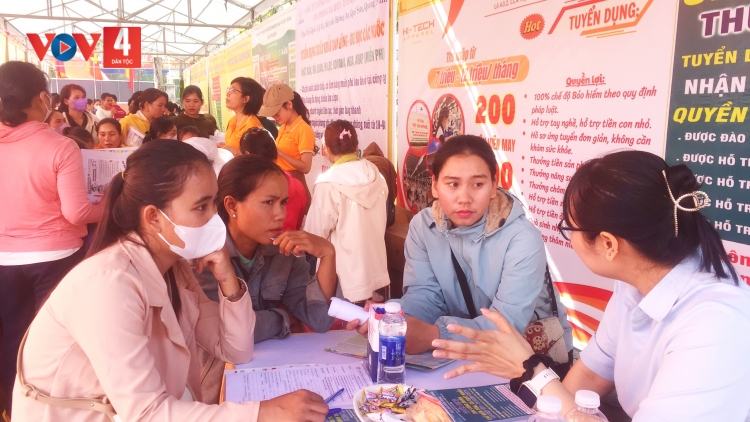 BHRỢ TÊNG G’LUH XAY MOON BH’RỢ TR’NÊNG ĐHỊ ĐÔNG GIANG