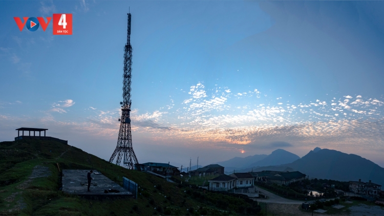 SÓNG ĐÀI CHĂN CẨN DIẾU CHANG SLÌ PHÂN NOÒNG