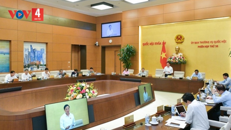 THƯỜNG VỤ QUỐC HỘI ĐOỌNG BỌOP P’RÁ ĐĂH BH’RỢ ZÊL, CHA GROONG T’TÔNG K’ROOCH C’MOO 2024