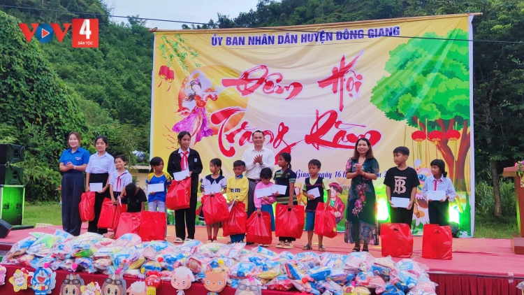 TRUNG THU CHR’NĂP, K’BƠCH