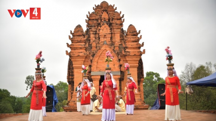 PAZÊNG BH’RỢ C’XÊÊ 10 LÂNG XA NAY “BIỂN ĐẢO COH LOOM ĐHANUÔR” ĐHỊ VEL VĂN HÓA – DU LỊCH ZẬP K’BHUH ACOON COH