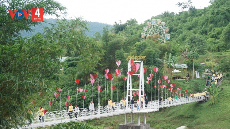 BHLÊH LƠI RAU K’ĐHAP ĐOỌNG PA DƯR DU LỊCH DA DING CA COONG KHÁNH HÒA