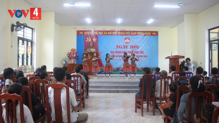 MA NƯIH RỤC MR’HAL KẾT ĐOÀN