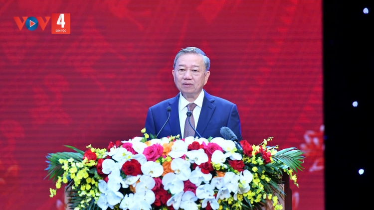 TỔNG BÍ THƯ TÔ LÂM: K’RONG BHRỢ PA DƯR C’BHUH NHÀ GIÁO, CÁN BỘ K’ĐHƠỢNG BHRỢ GIÁO DỤC VÊY LOOM LIÊM, VÊY BH’RIÊL Z’HAI