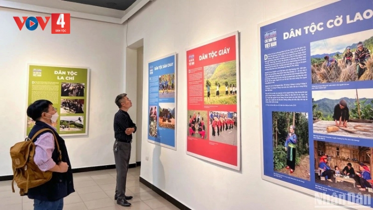 ĐỢC P’CẮH 200 CHA NỤP HƠNH DÉH “PR’HỌOM ZÂP ACOON CÓH VIỆT NAM”