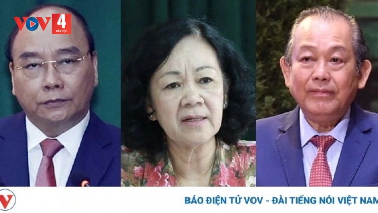 BỘ CHÍNH TRỊ TỌOM PA RƠỚT T’COOH NGUYỄN XUÂN PHÚC, TRƯƠNG HOÀ BÌNH; MOON BHRỢƠNG P’CĂN TRƯƠNG THỊ MAI