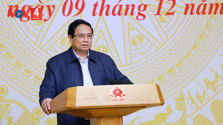 THỦ TƯỚNG CHÍNH PHỦ K’ĐHƠỢNG XAY PR’HỌP G’LUH 10 ÂNG HỘI ĐỒNG THI ĐUA - KHEN THƯỞNG TRUNG ƯƠNG