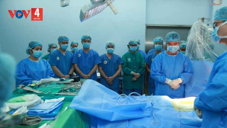 PÂN ĐIL MA NUYH VIỆT MA MÔNG ĐHỊ LÀO CHÔ OOY VEL ĐONG PA DƯAH CA AY NĂC ƠY CHER TẠNG TƠỢ LÂH BÊL A’BỤC CĂH DZỢ MA MÔNG