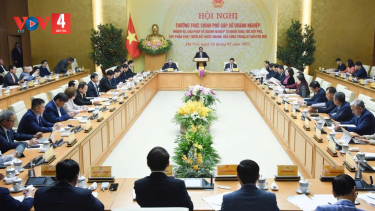 HỘI NGHỊ THƯỜNG TRỰC CHÍNH PHỦ TR’LƯM LÂNG DOANH NGHIỆP