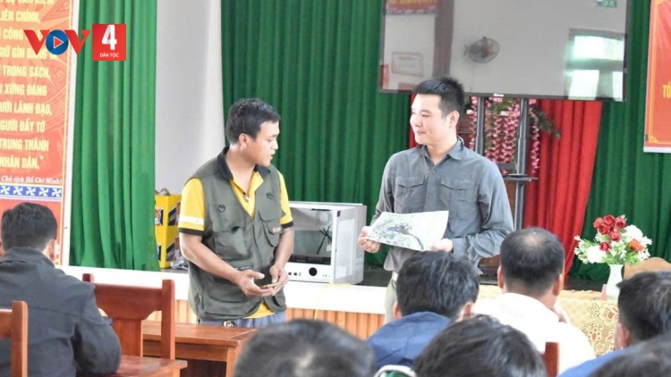 XAY MOON PR’ĐƯƠI SMART MOBILE ĐOỌNG HA ĐHANUÔR ZƯ LÊY CRÂNG