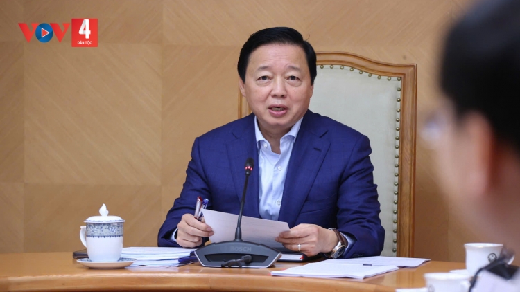 BH’RỢ KHUYÊN NÔNG NẮC TING C’LÂNG PA ZƯM BẤC CHR’NĂP, PA TÊỆT LÂNG THỊ TRƯỜNG