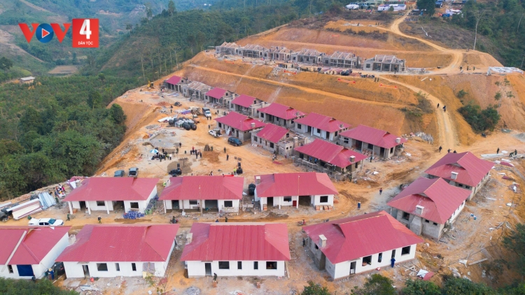 XUÂN MÀ DÚ BẢN TÀ HAN