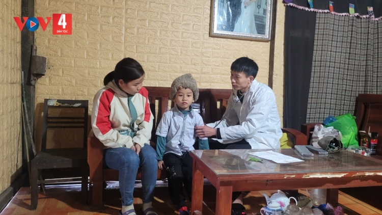 CÔNG RÈNG TOỎNG CÓP CÚA BẠI PỈ NOỌNG CHÀI HẾT Y TẾ BẢN