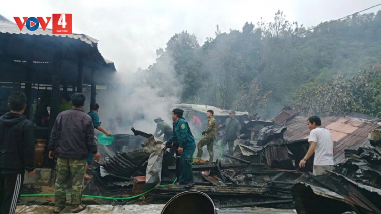 ROOH ĐONG ẶT ÂNG ĐHANUÔR CHR’VAL A XAN (TÂY  GIANG)
