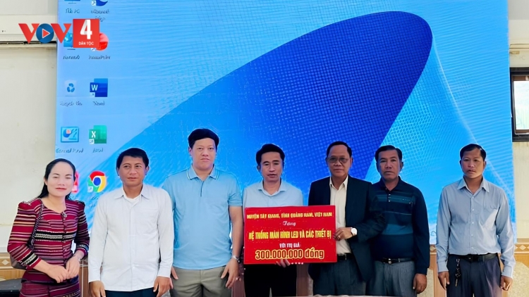 TÂY GIANG CHER HA CHR’HOONG KÀ LỪM, SÊ KÔNG, LÀO C’BHUH MÀN HÌNH LED