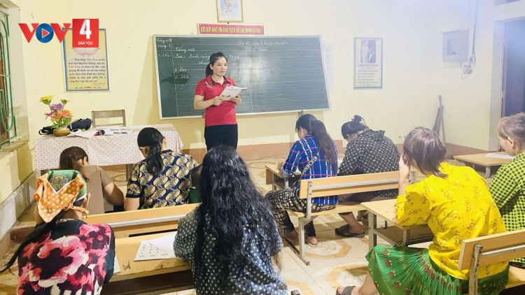 PỈ NOỌNG NHÌNH HẾT ĐẢY LAI THÌNH PJOM CHẮC SLƯ