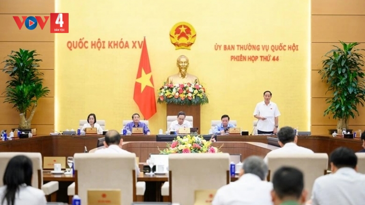 LÊY BHRỢ GHIT C’LÂNG BH’RỢ GUNG DƯR ĐĂH ZÊL CHA GROONG TA UAH TA RUÔNG