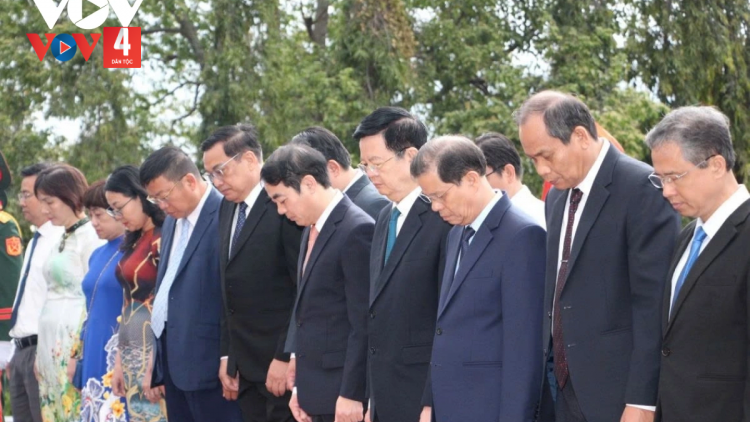 PHÓ THỦ TƯỚNG CHÍNH PHỦ MAI VĂN CHÍNH BĂT HƯƠNG ĐHỊ BHA NỤ PING XAL LIỆT SĨ COH KHÁNH HOÀ