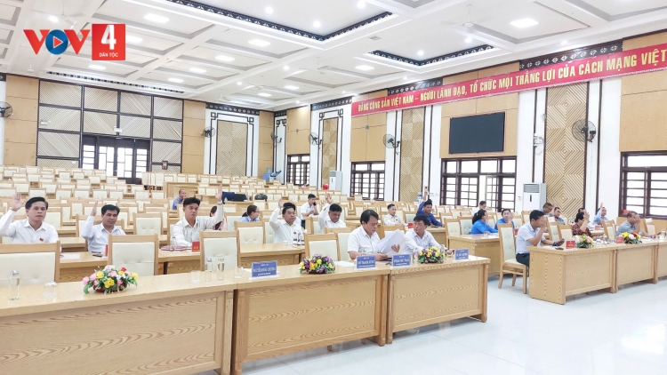 HĐND CHR’HOONG NAM GIANG BHRỢ PR’HỌP G’LUH 23 MR’CƠNH CR’NOỌ XA NAY LÂNG XA NAY BH’RỢ RA PẶ PAZÊNG ĐƠN VỊ HÀNH CHÍNH CẤP CHR’VAL