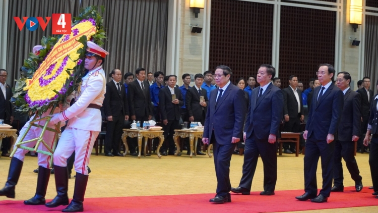 THỦ TƯỚNG CHÍNH PHỦ PHẠM MINH CHÍNH PÂH BH’RỢ LƠI ABHUY LÂNG BH’RỢ C’LÊNG ĐỒNG CHÍ KHĂM-TÀY XI-PHĂN-ĐON