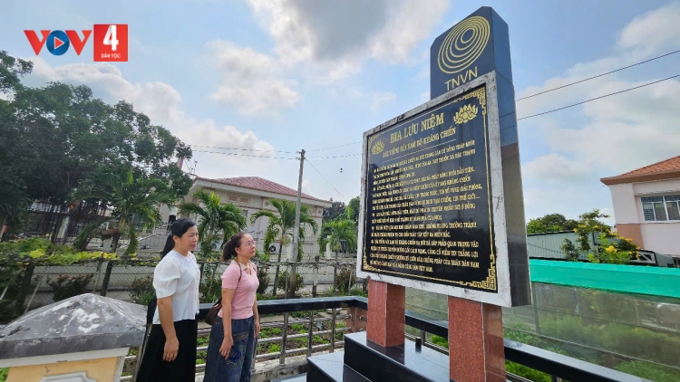P’RÁ MIỀN NAM COH CR’CHĂL ZÊL PRUH ARÂP 