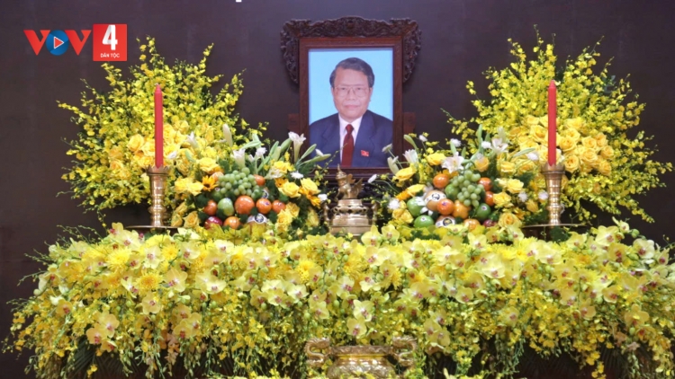 VÊÊL ĐÔNG HAY CHỚƠ AVA TRẦN ĐỨC LƯƠNG