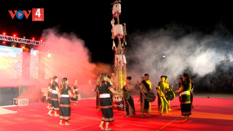 NAM TRÀ MY XAY PA CĂH “C’NĂL CHR’NĂP OOY SÂM NGỌC LINH” MOỌT OOY T’NOOI C’KIR VĂN HÓA PHI VẬT THỂ K’TIẾC K’RUUNG