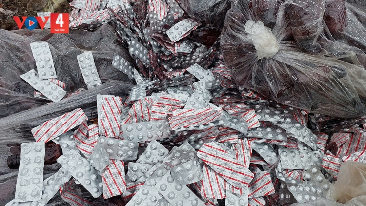 ĐÀ NẴNG: K’HA RIÊNG VỈ ZANƯƠU T’MÊÊ CĂH ƠY ĐƯƠI DUA TA LƠI COH C’LÂNG