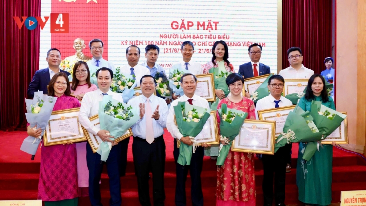 BẤC BH’RỢ TR’NÊNG HAANH DEH 100 C’MOO T’NGAY BÁO CHÍ CÁCH MẠNG VIỆT NAM 