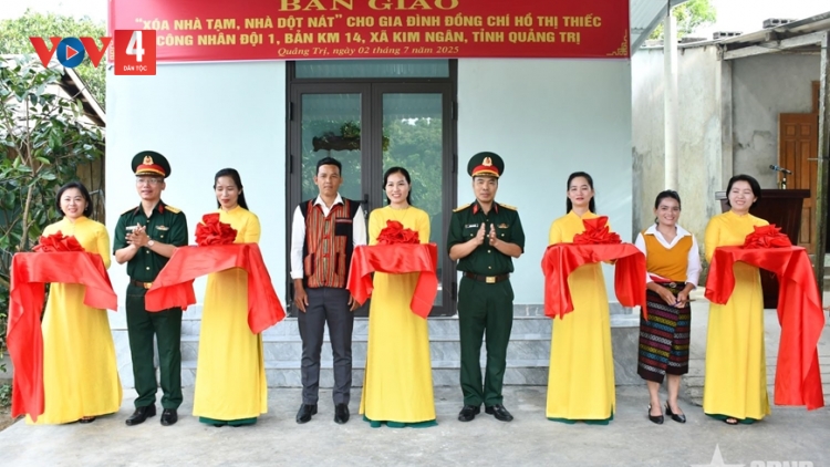 PA ĐỚP CR’NOỌ BH’RỢ “LƠI ĐONG T’RĂH HA RUÔI” CHER HA CÔNG NHÂN MANUYH BRU – VÂN KIỀU