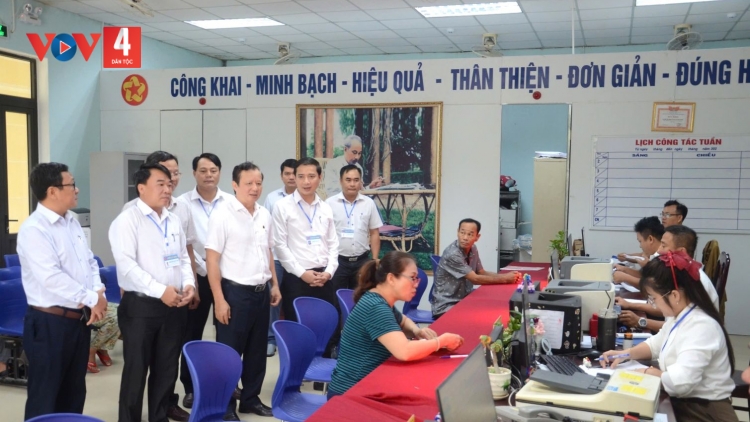 HUẾ: BHLÊH LƠI RAU K’ĐHAP ĐHỊ BHRỢ TÊNG CHÍNH QUYỀN 2 CẤP