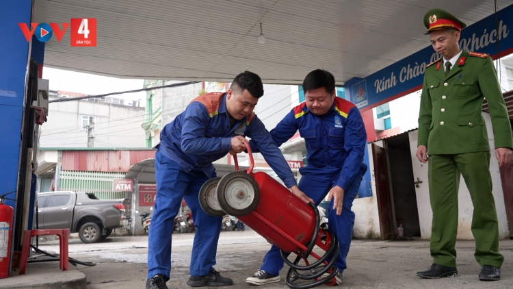 CAO BẰNG: LỒNG SLIM TẢNG LÀN FẦY MẨY, ĐẮP FẦY MẨY DÚ BẠI BÚNG DAU HÍ MẨY THÉC