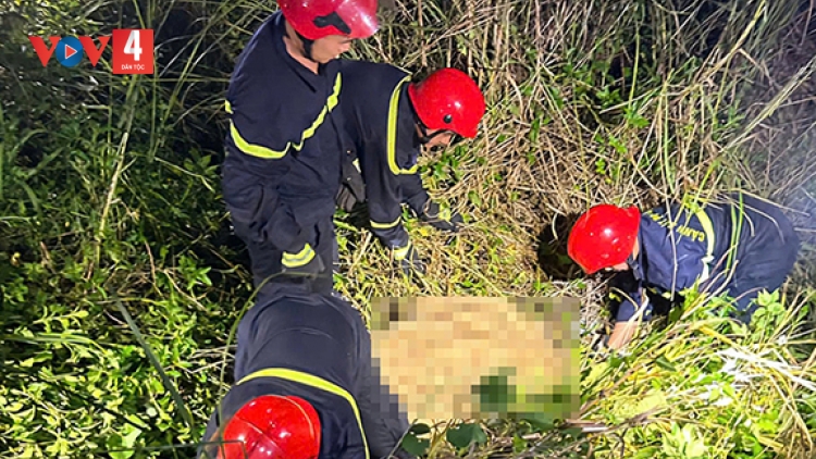 MƯY CHA NẶC CHÊÊT TU BOỌ DÙ COH BÁN ĐẢO SƠN TRÀ, THÀNH PHỐ ĐÀ NẴNG