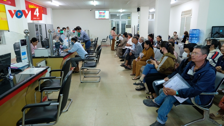 QUẢNG NGÃI: HẠ TẦNG SỐ ZOOI ĐOỌNG LÊY BHRỢ CHÍNH QUYỀN BƠR CẤP
